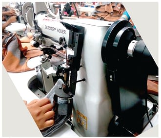 Shoulder Pad Attach Machine